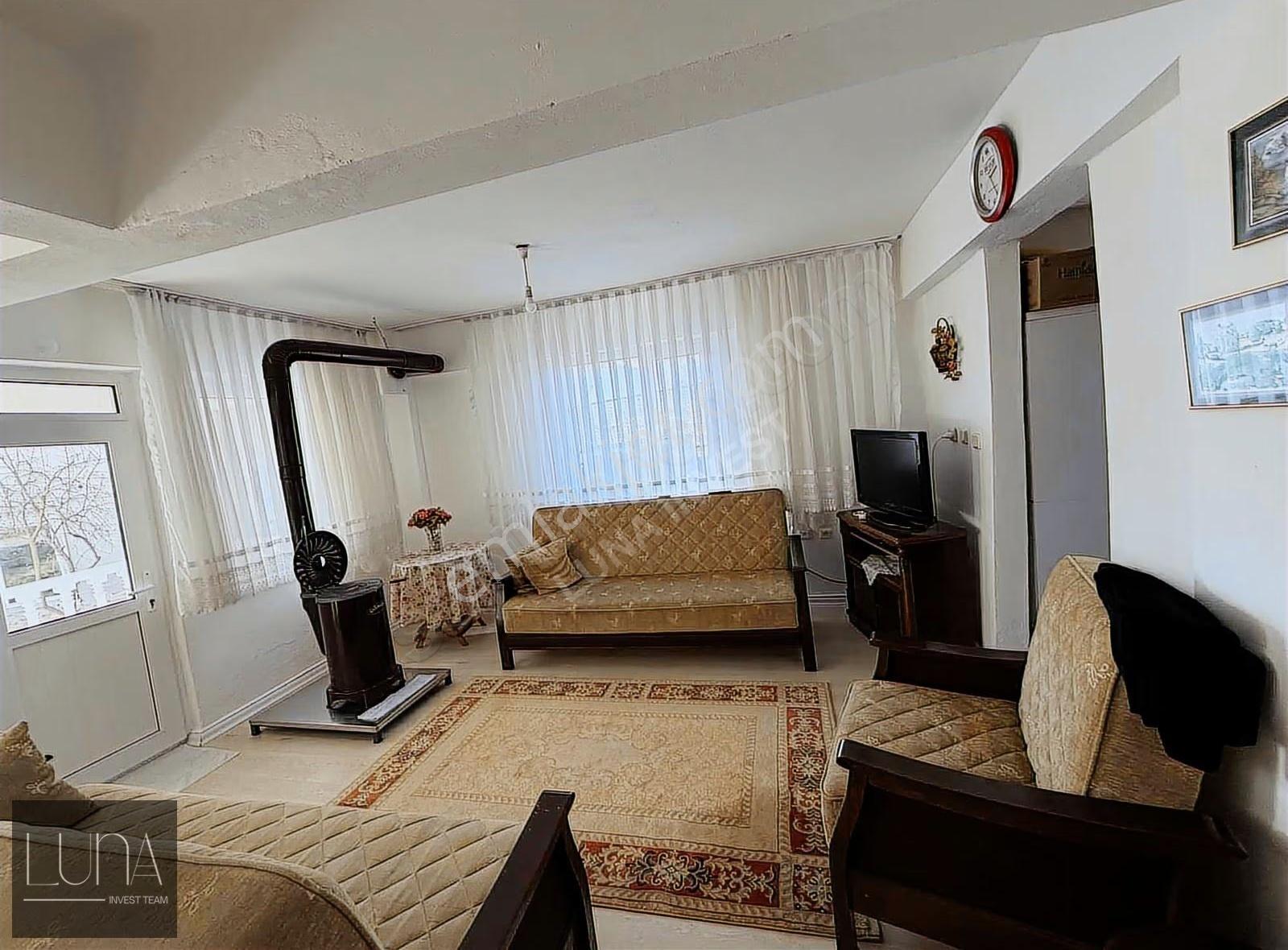 Kınaydan Gül Evler Limanüstünde Bakımlı Krediye Uygun Villa - Görsel 34