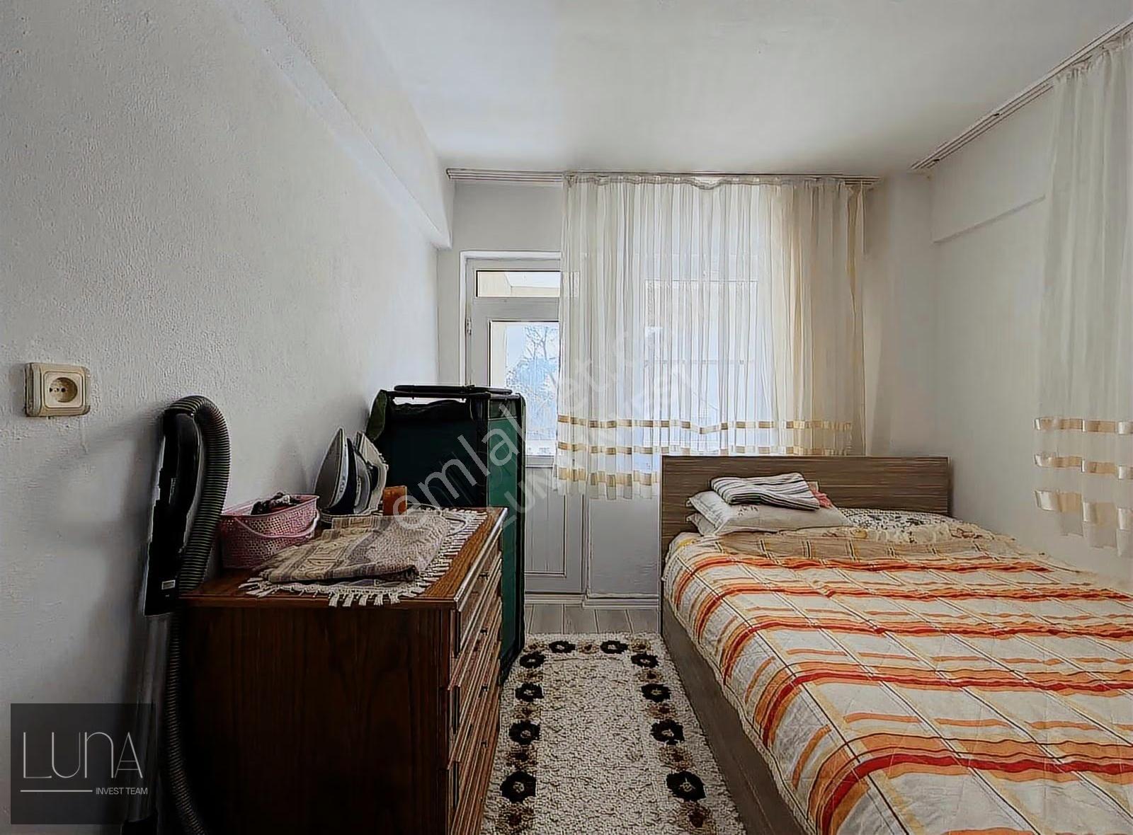 Kınaydan Gül Evler Limanüstünde Bakımlı Krediye Uygun Villa - Görsel 2