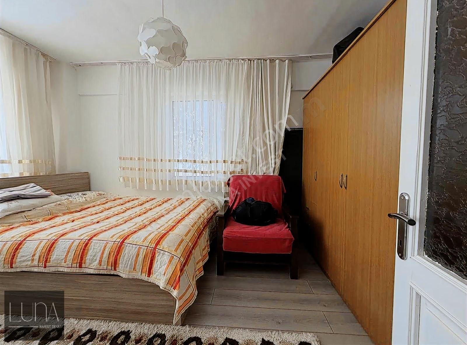 Kınaydan Gül Evler Limanüstünde Bakımlı Krediye Uygun Villa - Görsel 18