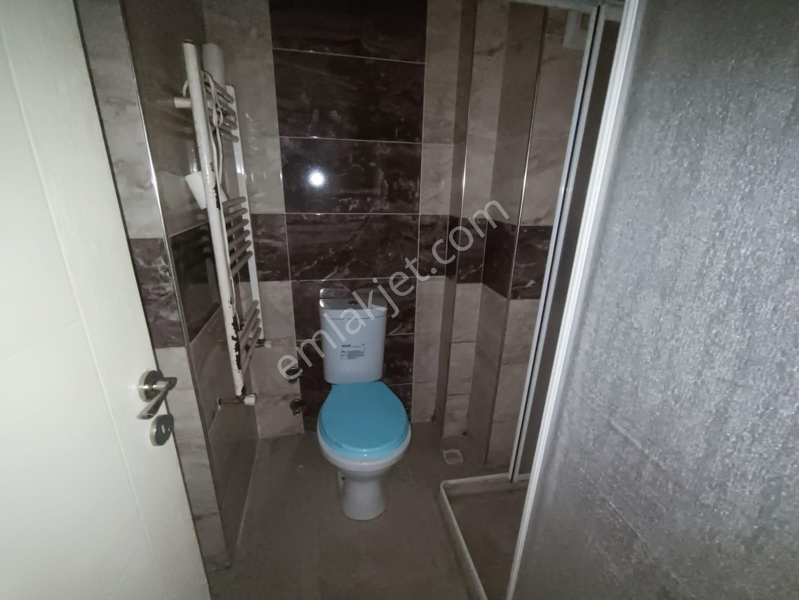 Kumlubel Mahallesinde, Asansörlü, Kiralık 2+0 Daire - Görsel 6