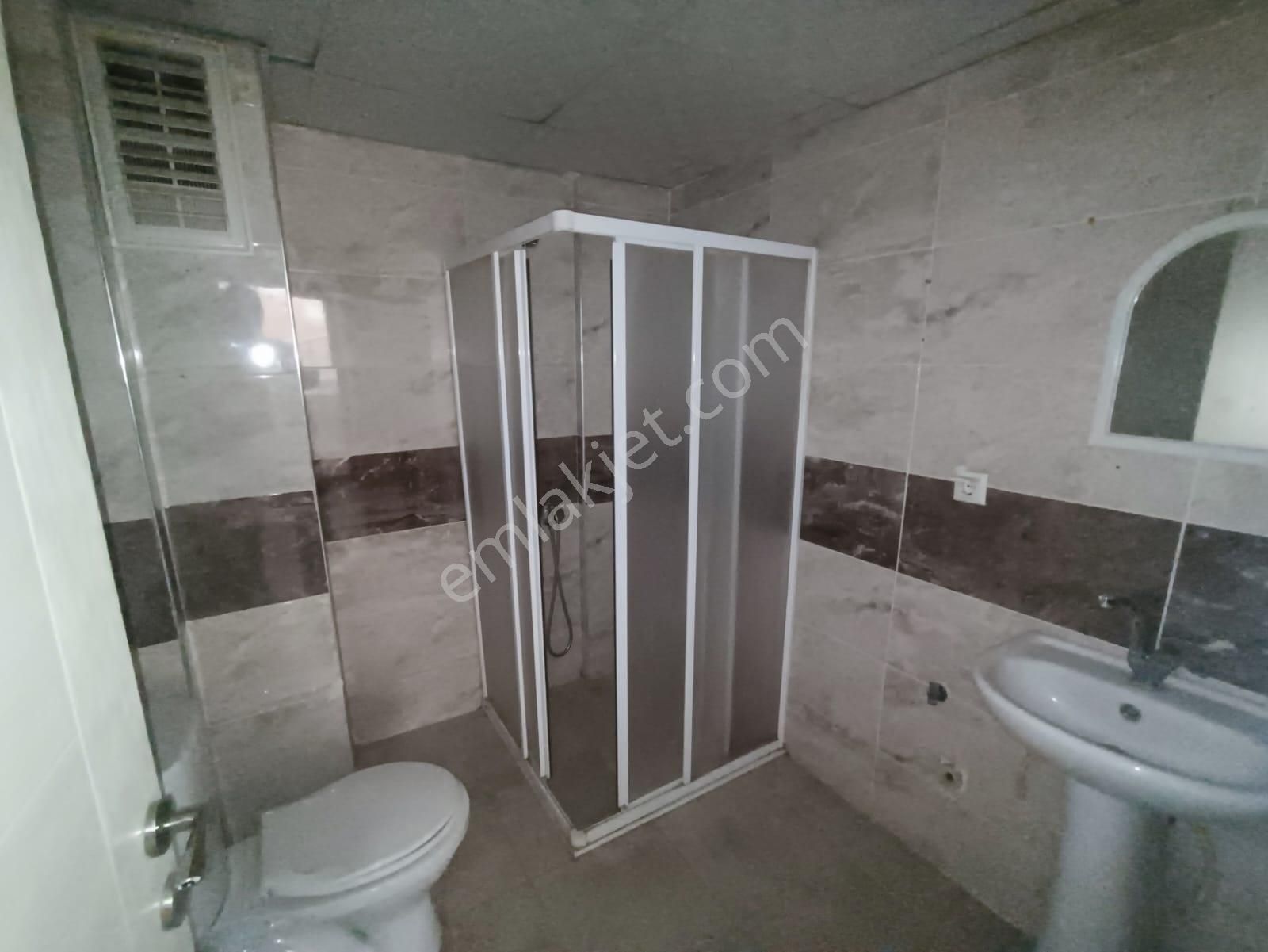 Kumlubel Mahallesinde, Asansörlü, Kiralık 2+0 Daire - Görsel 5