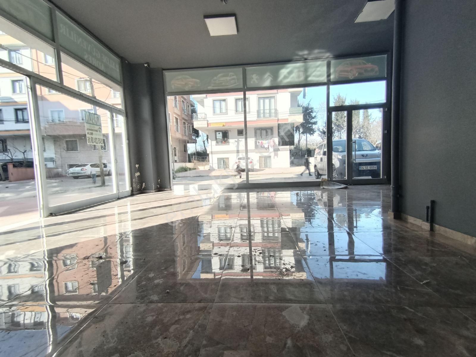 Abdurrahmangazi Mh De Düz Giriş Ve Depolu 200m2 Dükkan - Görsel 16