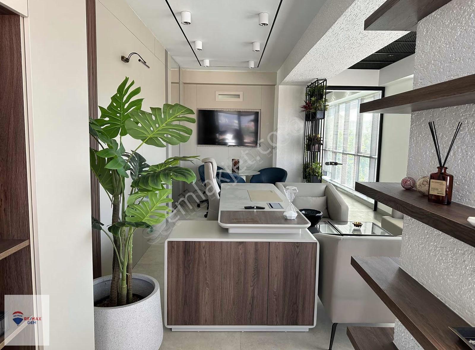 Remax Dem'den Dörtyol Cepheli Plaza'da Satılık Ofis - Görsel 11