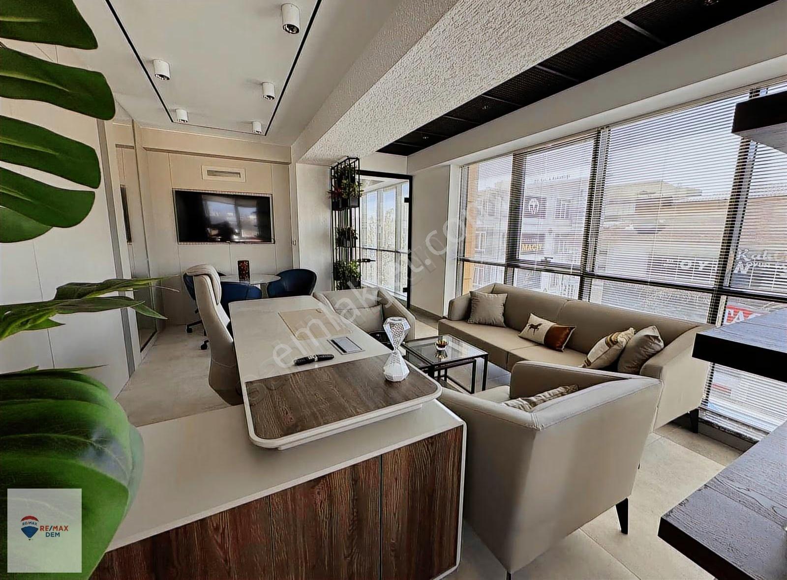 Remax Dem'den Dörtyol Cepheli Plaza'da Satılık Ofis - Görsel 17