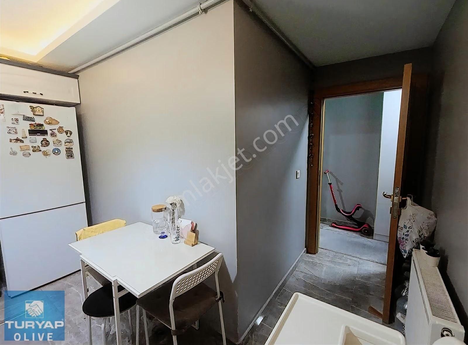 Eyüpsultan'da Satılık 2+1 Daire Sitede Kapalı Otoparklı - Görsel 15