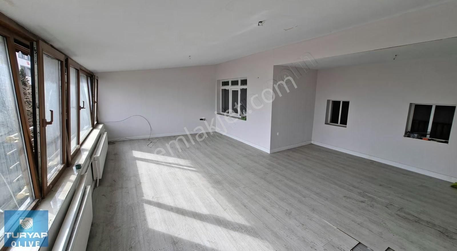 Rami Cuma Mah. 4+2 Haliç Manzaralı Dubleks Daire - Görsel 26