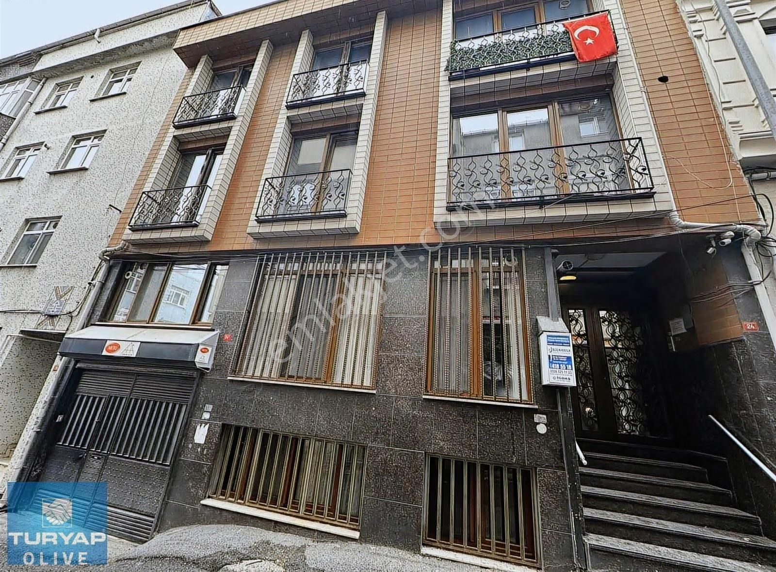 Rami Yenimahalle Satılık Ara Kat Geniş 3+1 Daire - Görsel 4