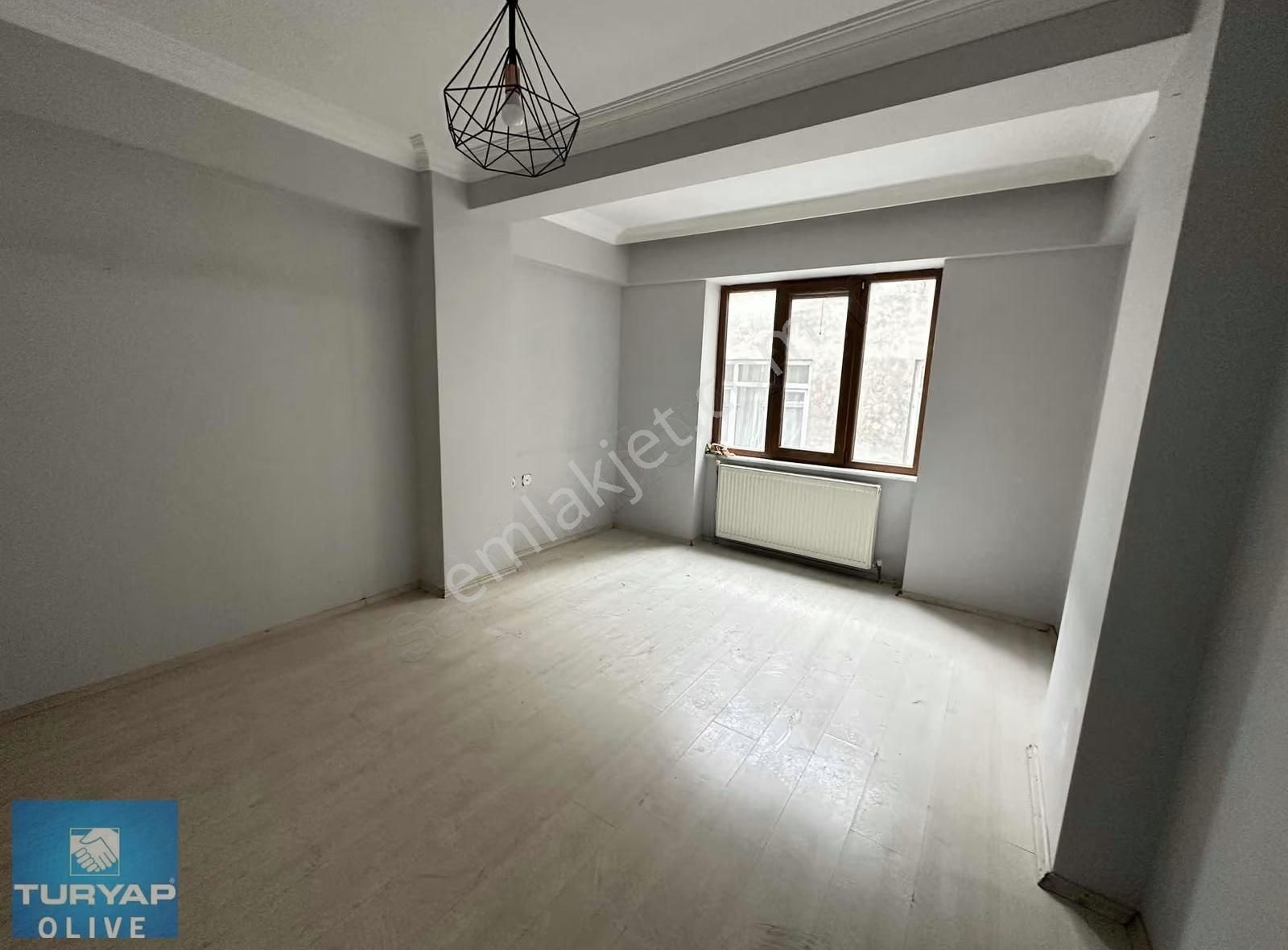 Rami Yenimahalle Satılık Ara Kat Geniş 3+1 Daire - Görsel 2