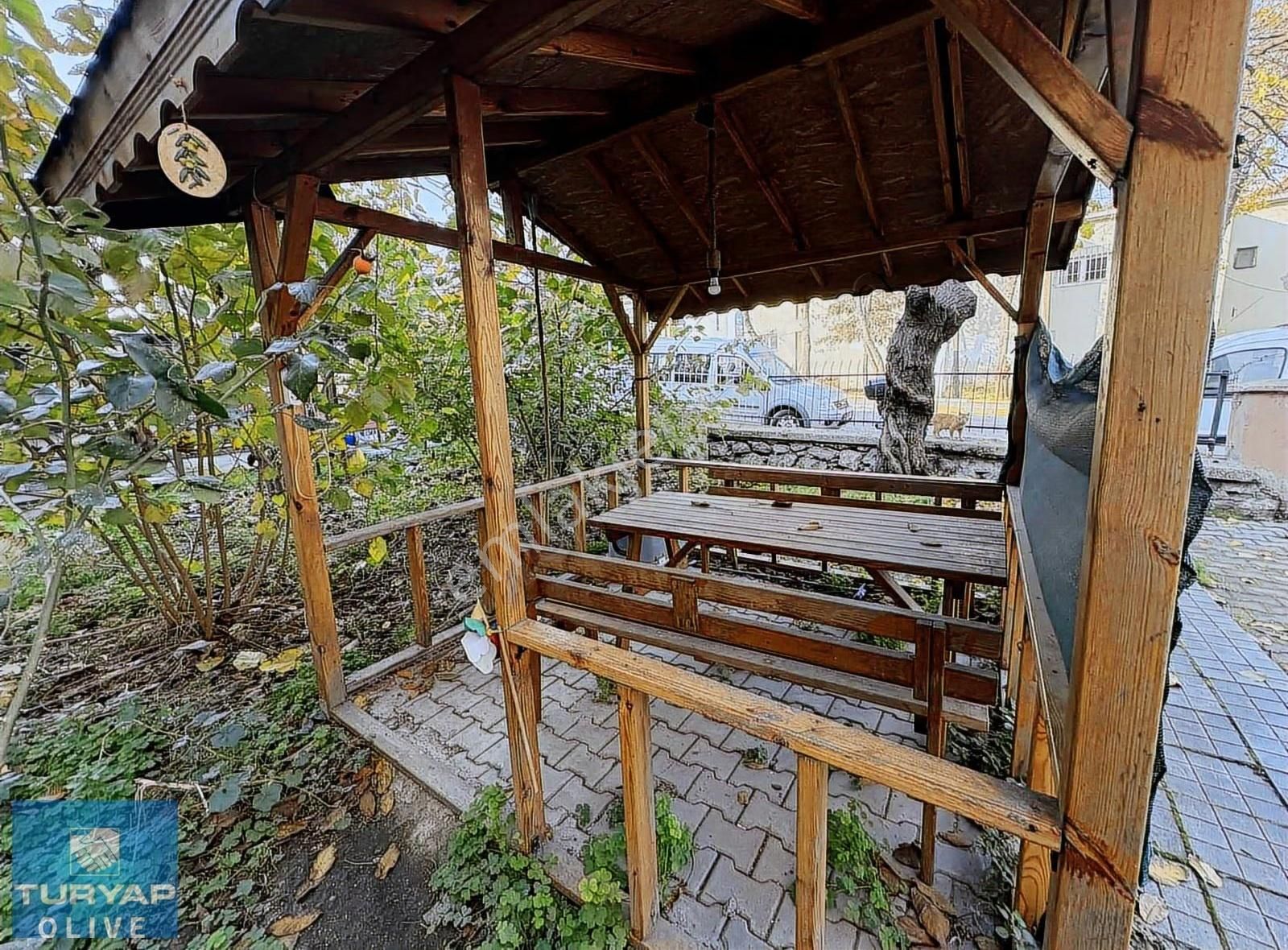 Eyüpsultan Topçular Mahallesinde Satılık 1+1 Daire - Görsel 19