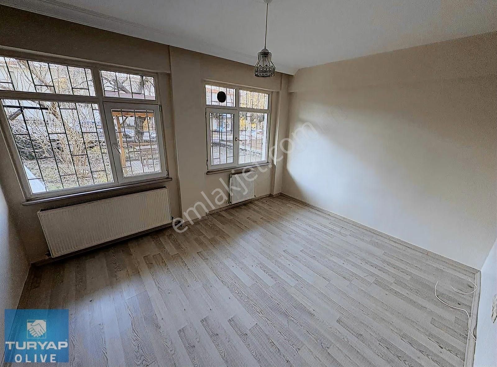 Eyüpsultan Topçular Mahallesinde Satılık 1+1 Daire - Görsel 4