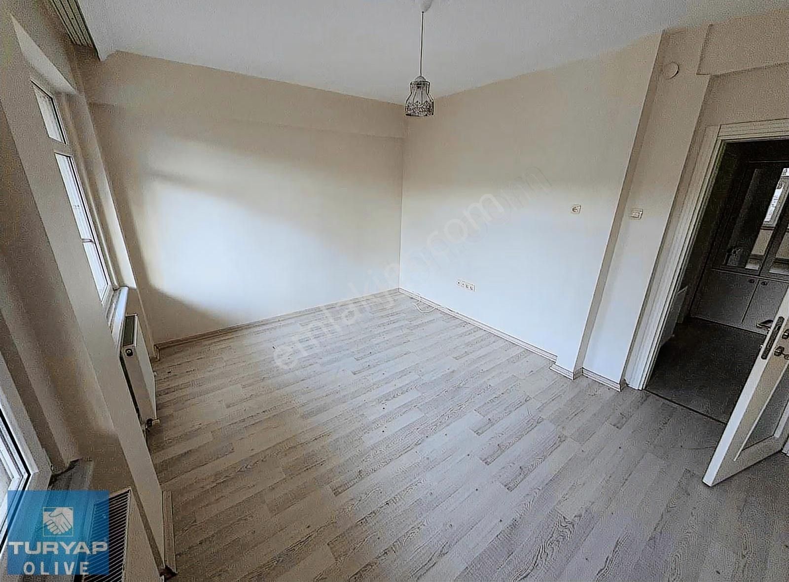 Eyüpsultan Topçular Mahallesinde Satılık 1+1 Daire - Görsel 12