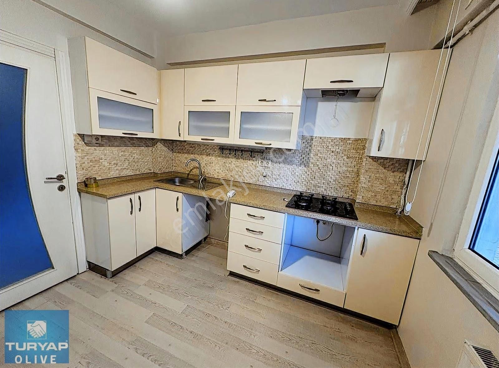 Eyüpsultan Topçular Mahallesinde Satılık 1+1 Daire - Görsel 3