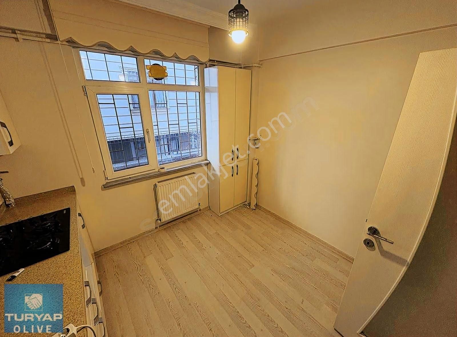 Eyüpsultan Topçular Mahallesinde Satılık 1+1 Daire - Görsel 18