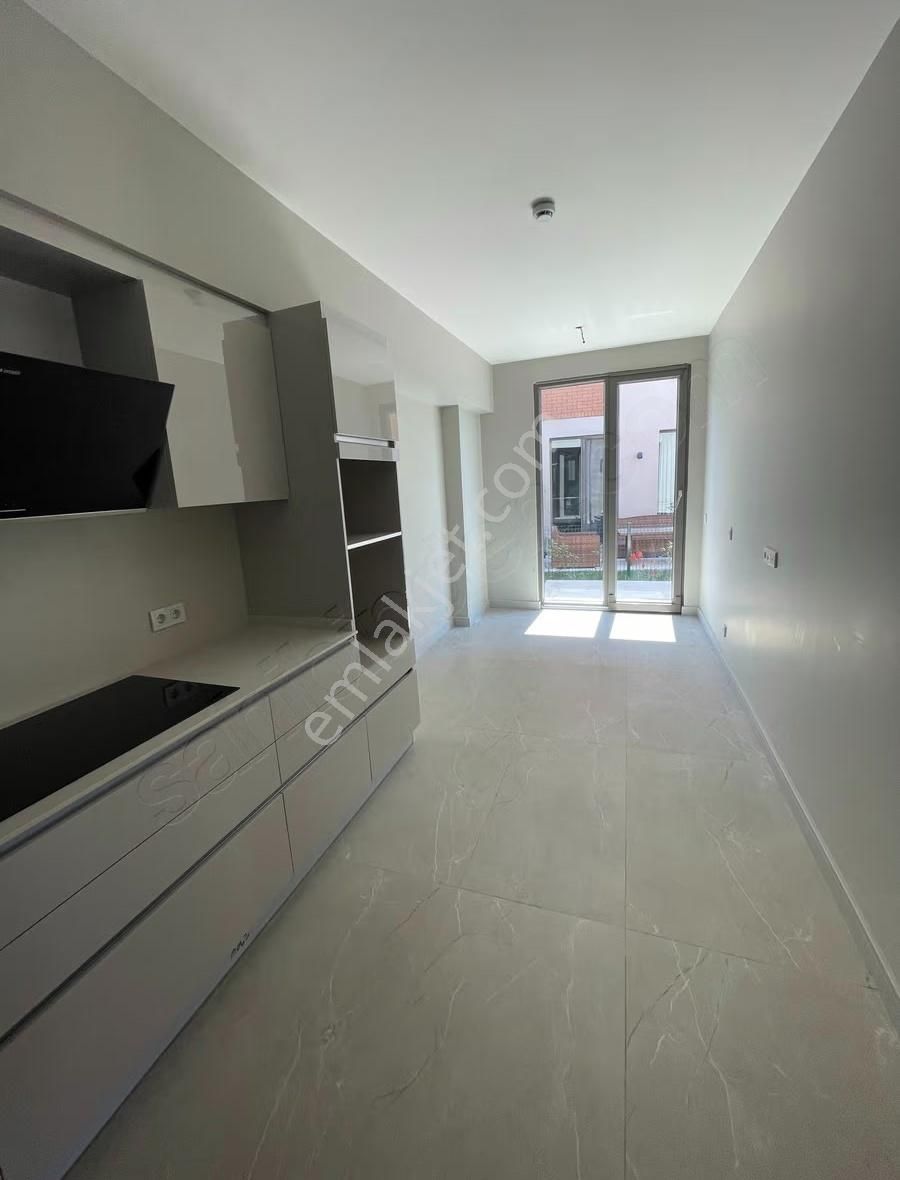 Bahçeşehir Ayışığı Evleri'nde Satılık 3+1 Villa, 124m²net - Görsel 6