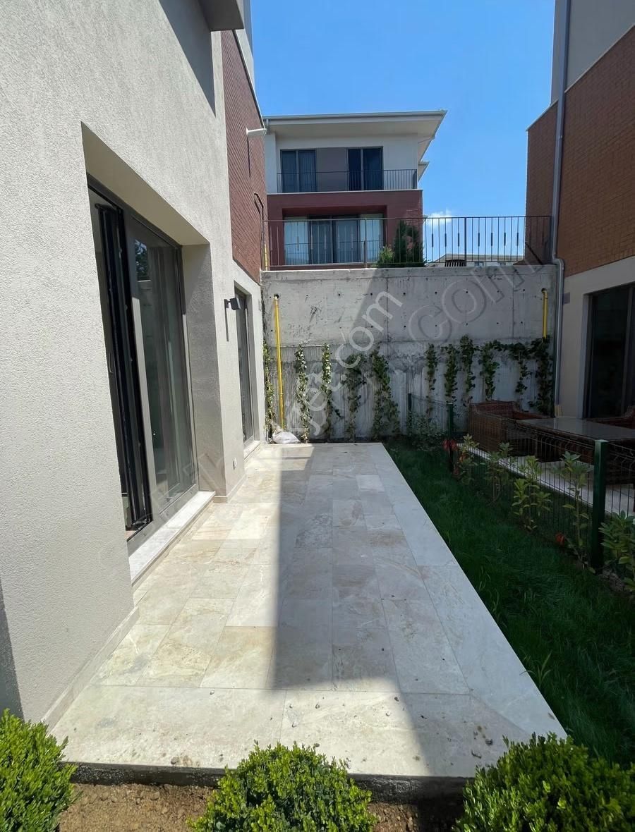 Bahçeşehir Ayışığı Evleri'nde Satılık 3+1 Villa, 124m²net - Görsel 7