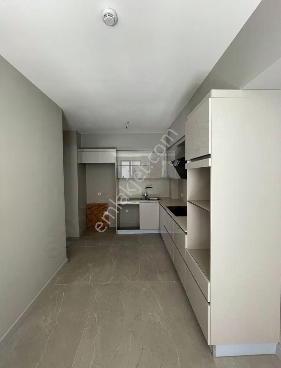 Bahçeşehir Ayışığı Evleri'nde Satılık 3+1 Villa, 124m²net - Görsel 4