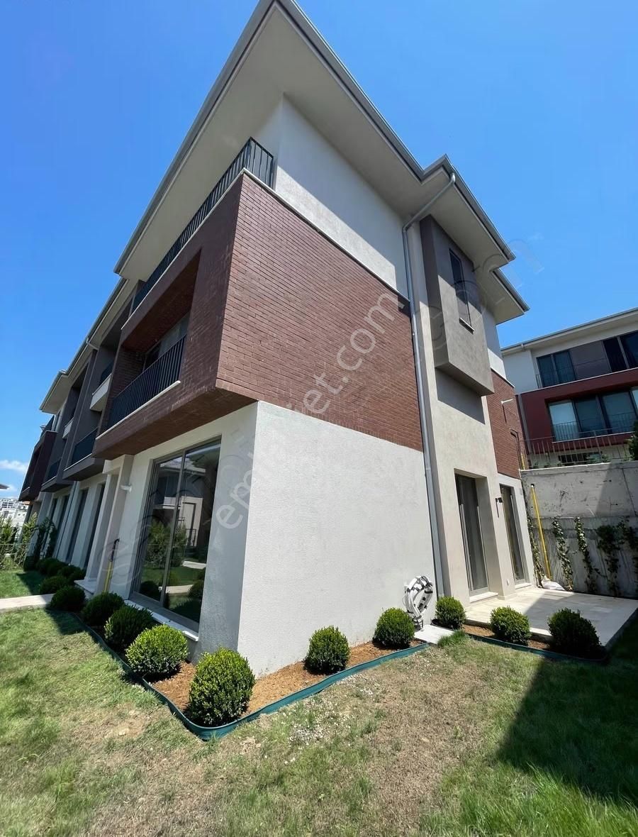 Bahçeşehir Ayışığı Evleri'nde Satılık 3+1 Villa, 124m²net - Görsel 5