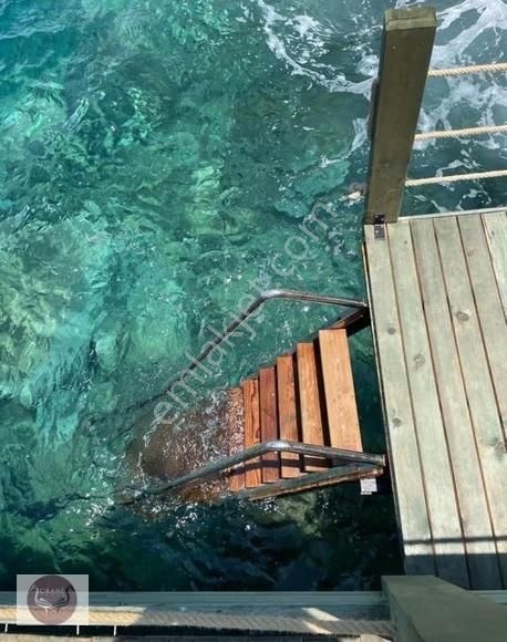 Gündoğan İskeleli Bahçe Kullanımlı Ortak Havuzlu Bakımlı Daire