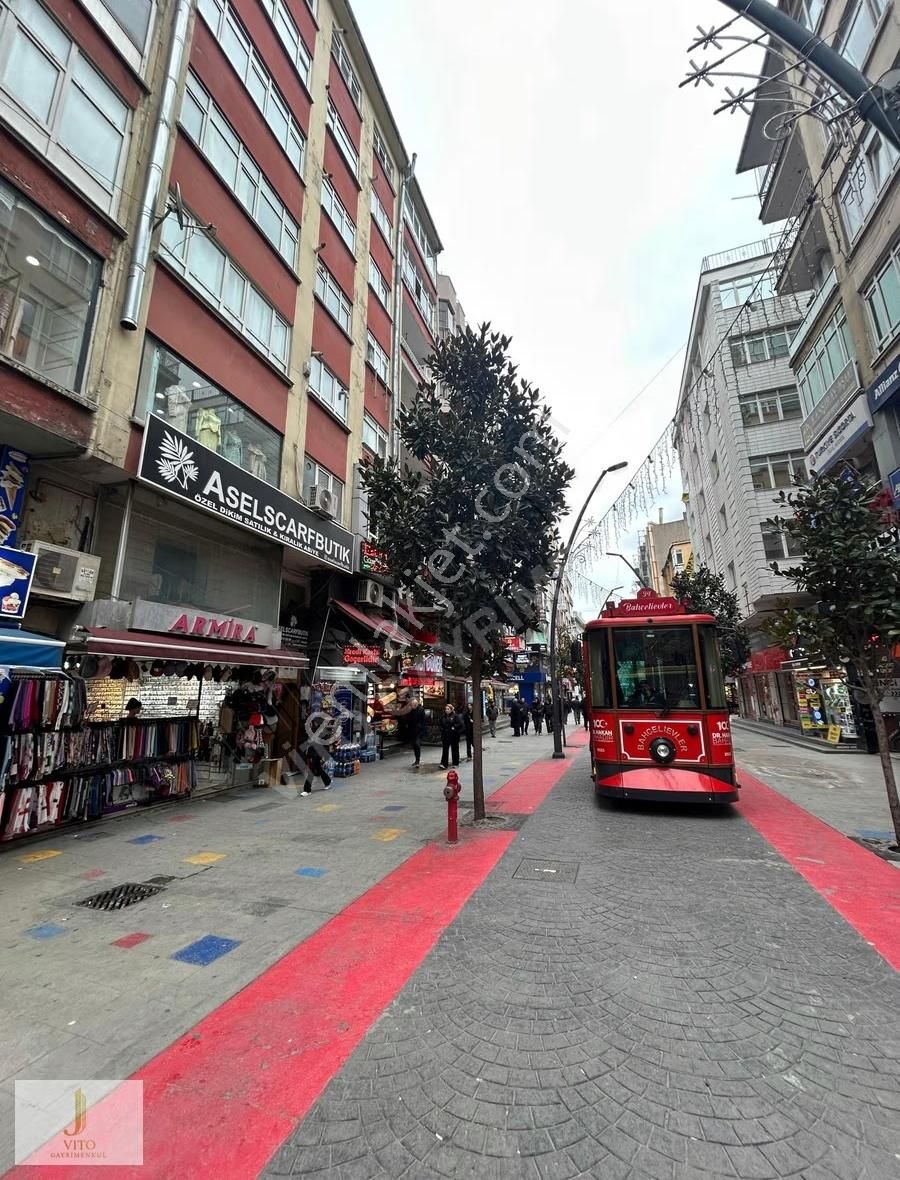Şirinevler Meydan Yürüyüş Yolunda 3 Katlı Satılık Dükkan Mağaza - Görsel 2