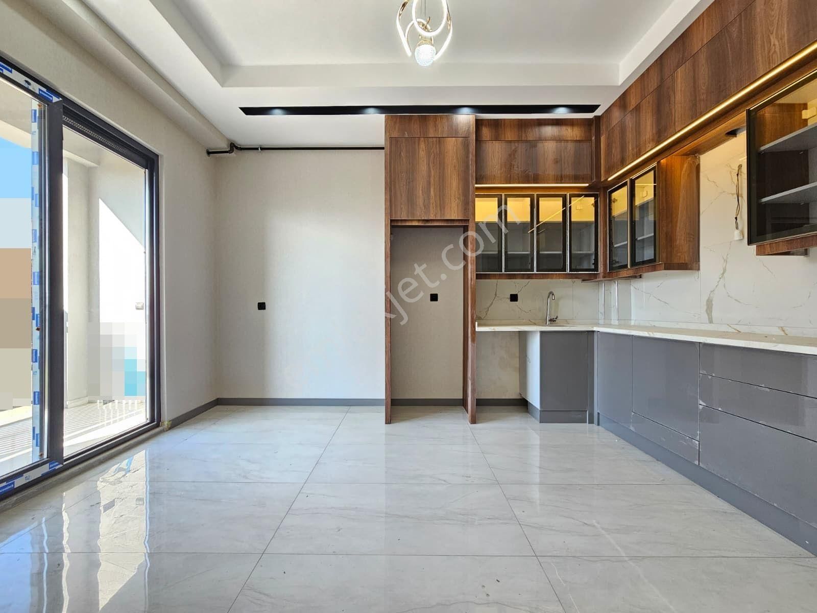 Denizli Bereketler De Cadde Üstü Satılık 1+1 Apart Fırsatı