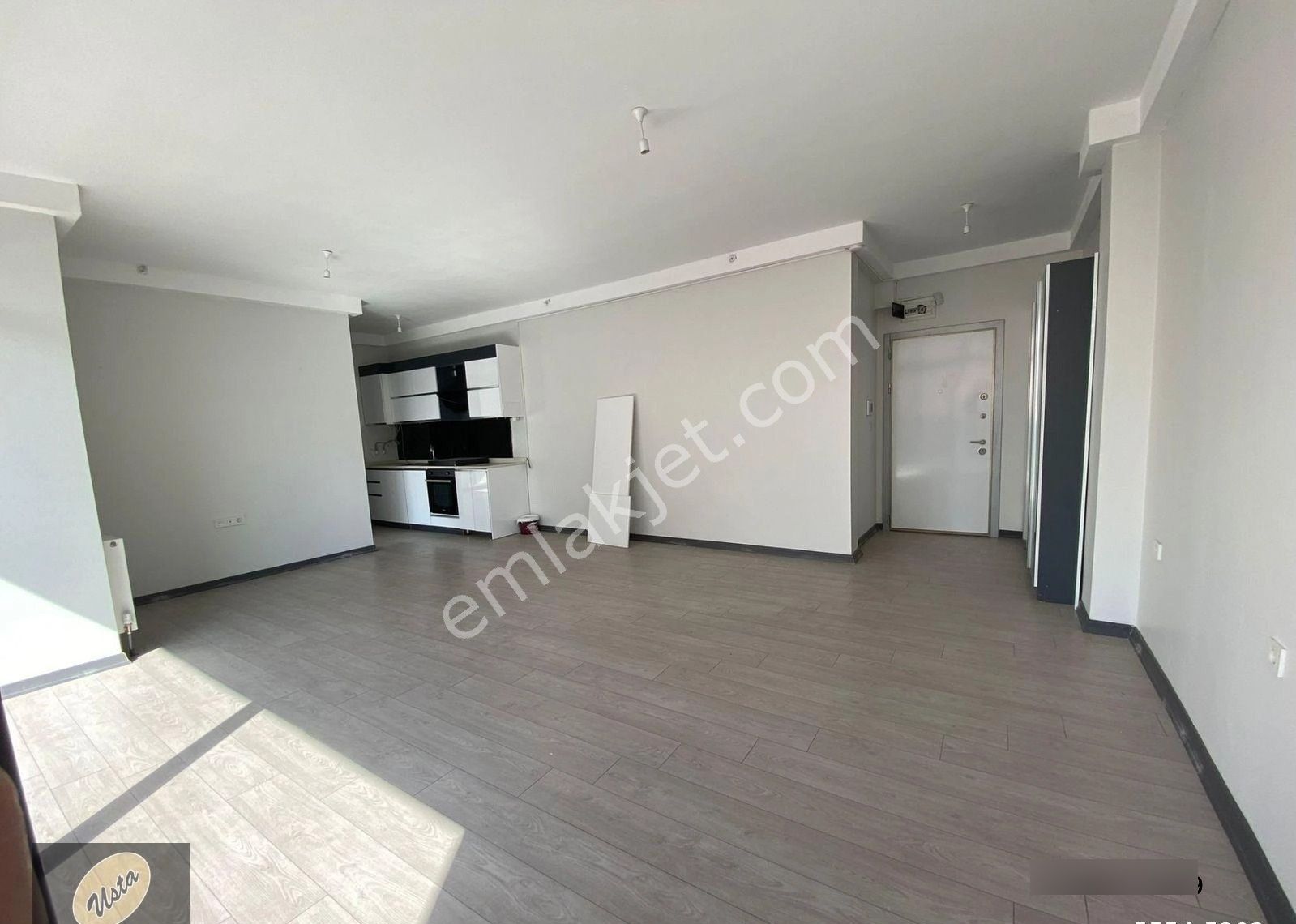 Nek Tower Plaza Da Manzaralı Güvenlikli Kiralık 1+1 Daire.. - Görsel 2