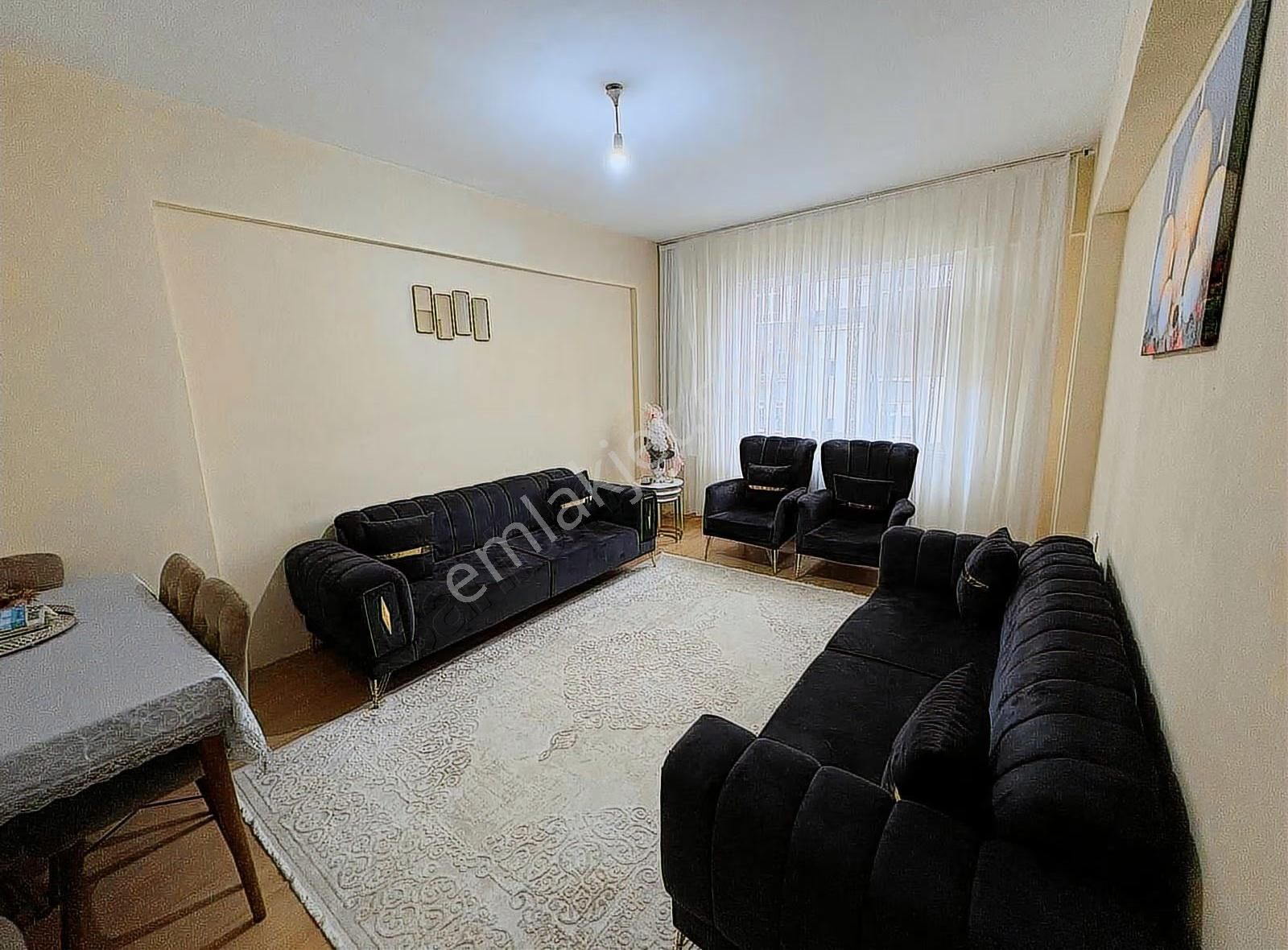 Yunusemre Mah. Bakımlı Satılık 3+1