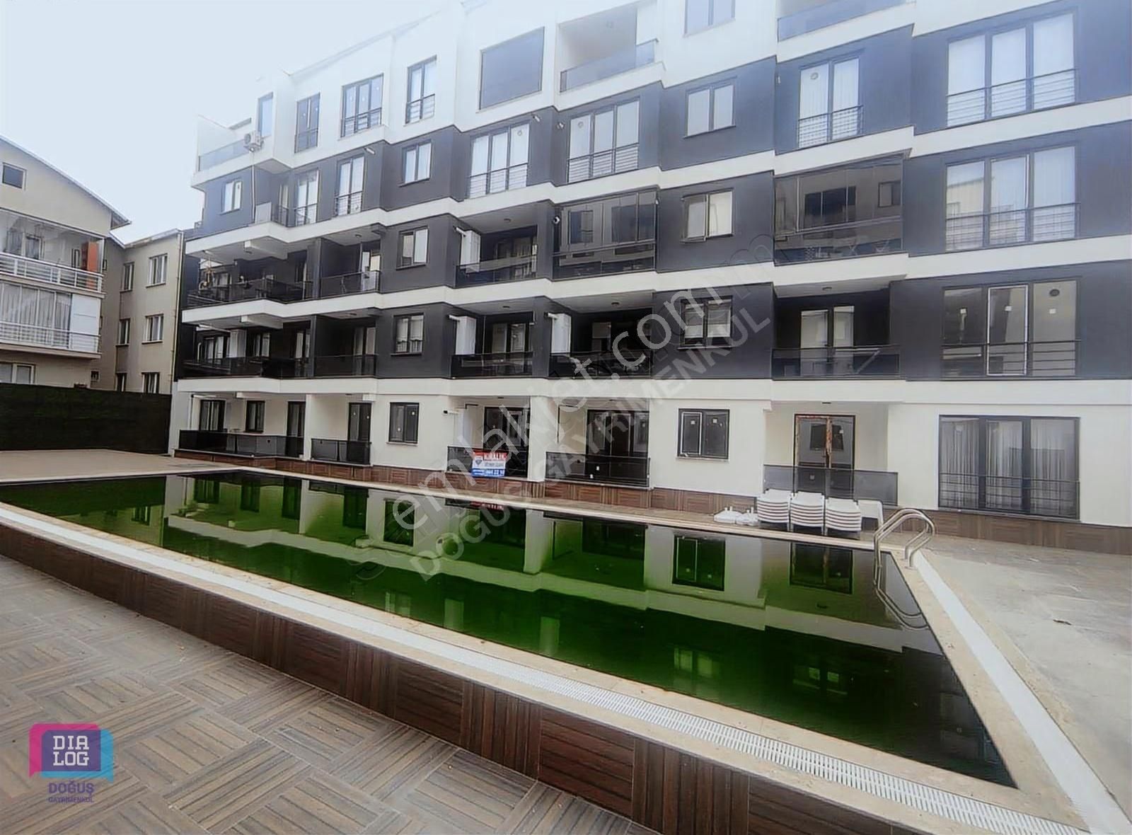 Fethiye'de Havuzlu Kapalı Otoparklı Ayrı Mutfaklı Net 113m2 2+1