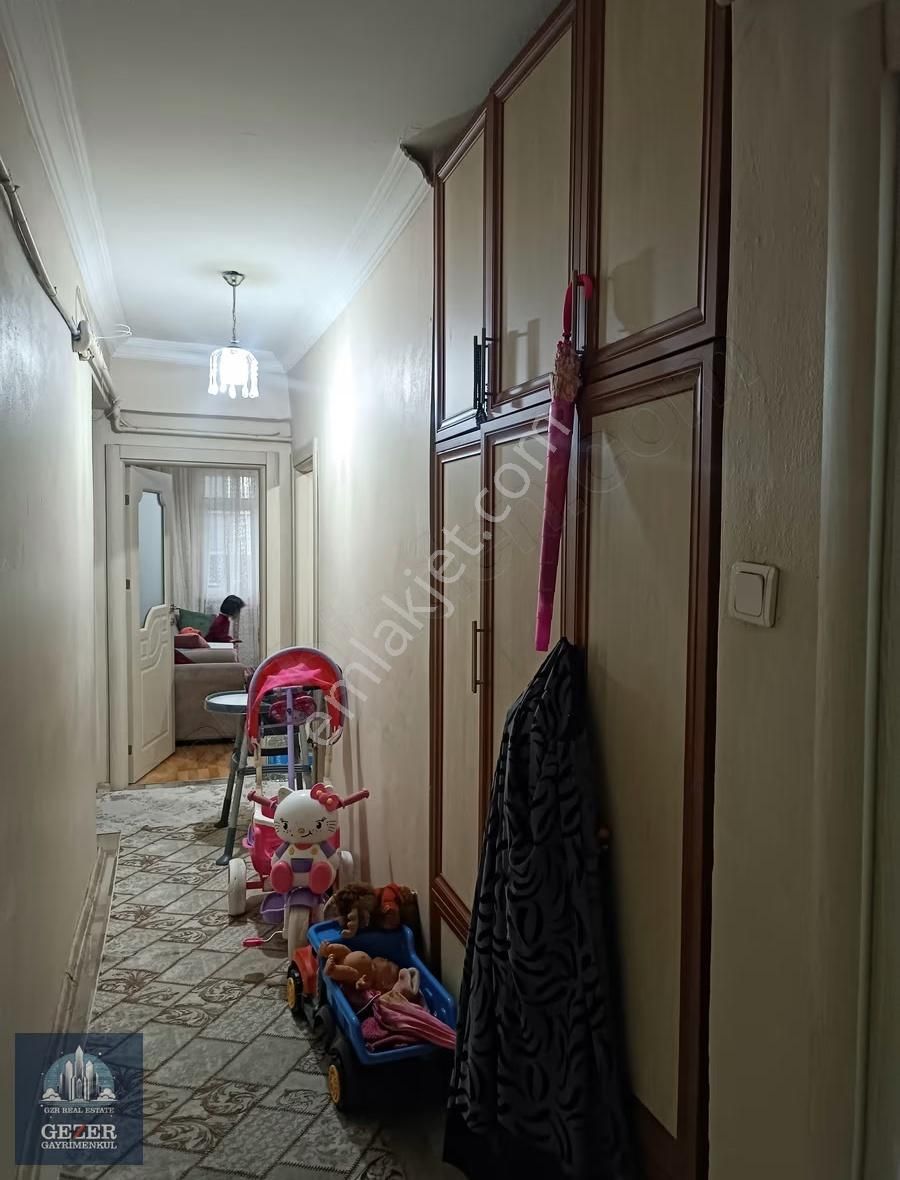 Şemsipaşa Mah Mükemmel Konum Orta Kat 2+1 Fırsat Daire - Görsel 18