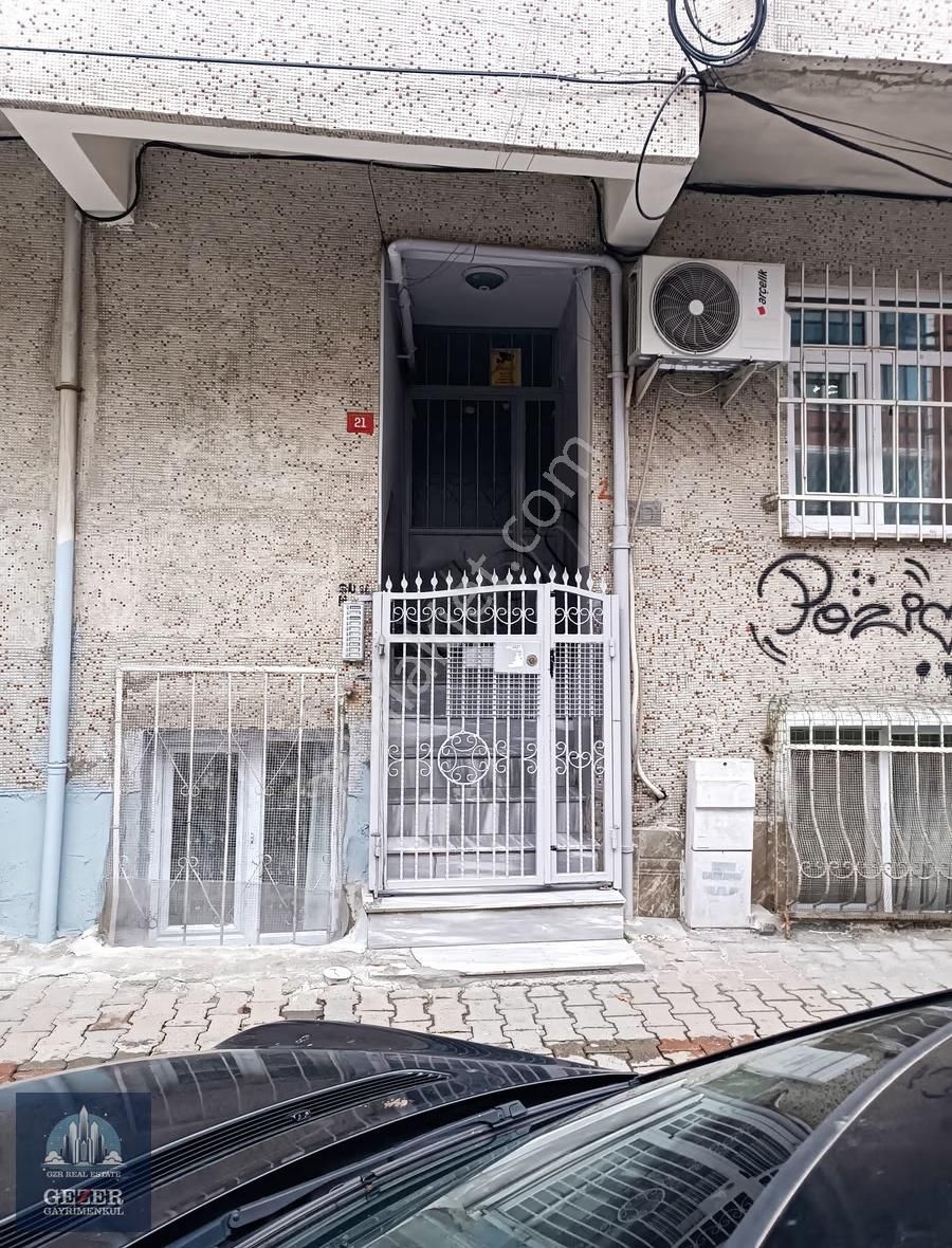 Şemsipaşa Mah Mükemmel Konum Orta Kat 2+1 Fırsat Daire - Görsel 10