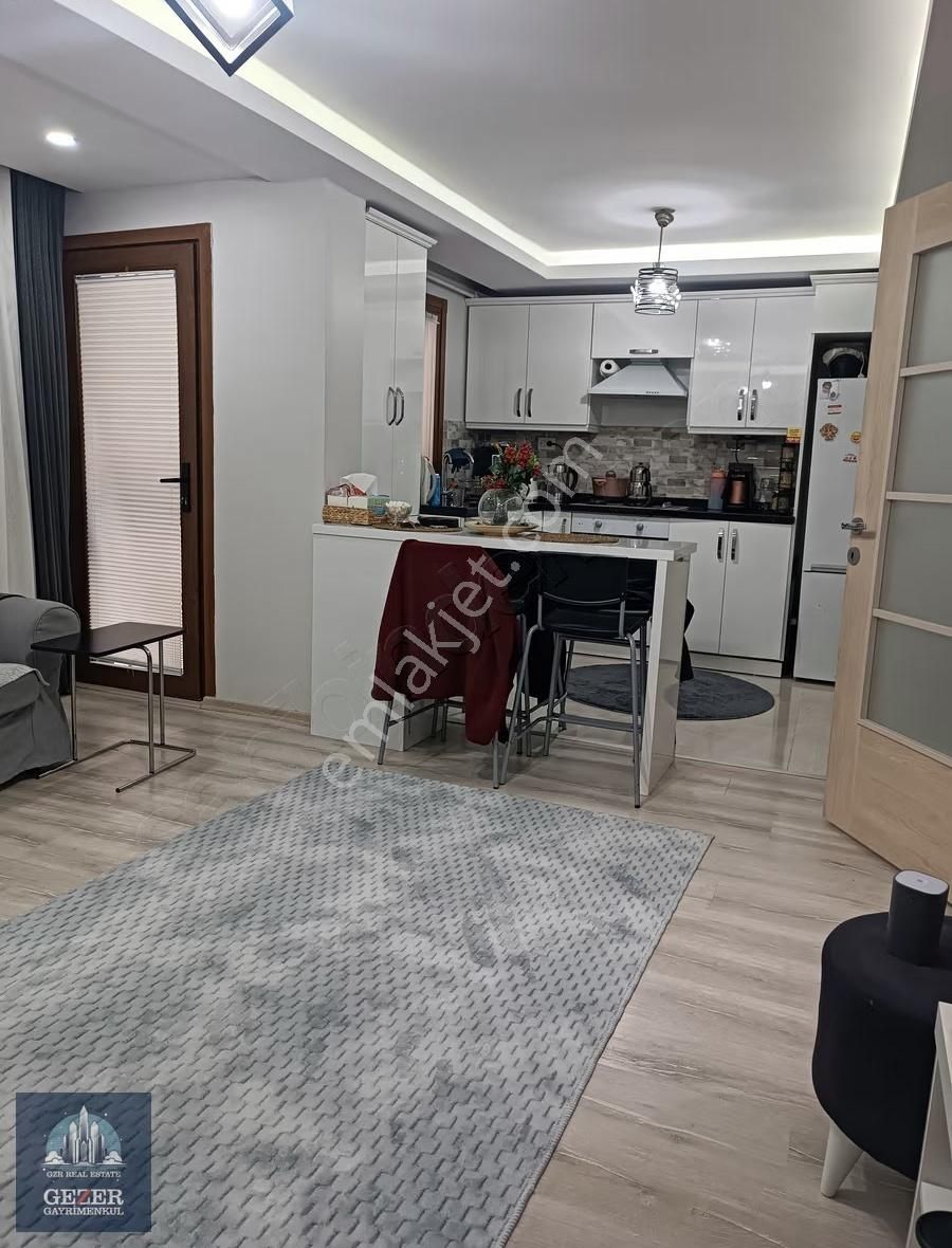 Hürriyet Mah 2+1 Asansörlü 3 Yaşında Lüx Daire