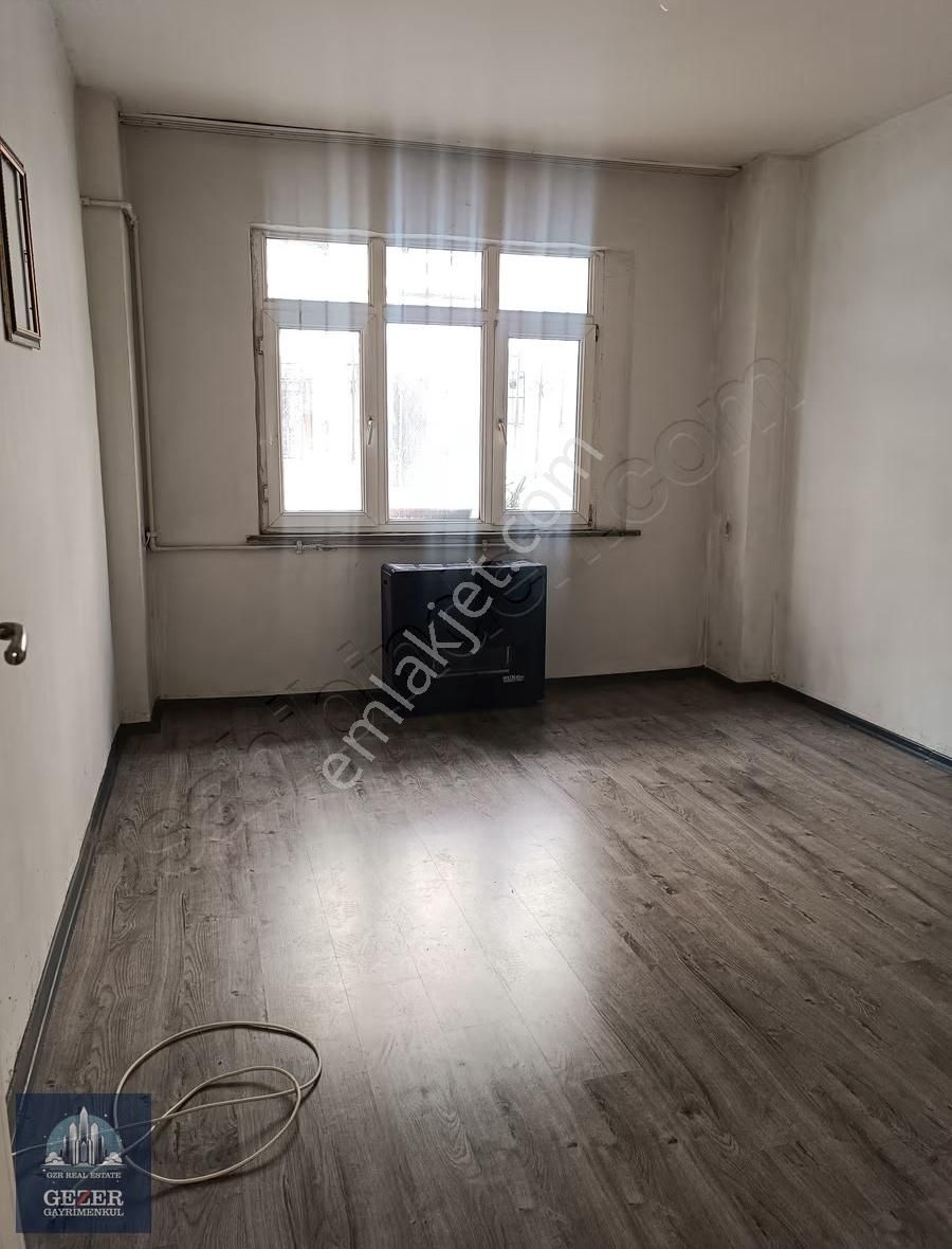 Küçükköy Barbaros Mah Kiralık 1+1 Giriş Kat Daire - Görsel 10