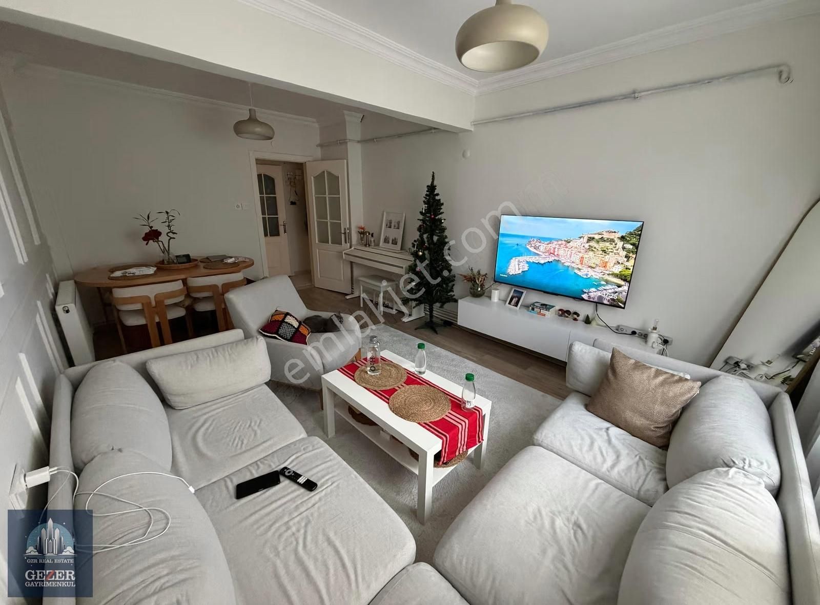 Küçükköy Barbaros Mah Bakımlı Balkonlu Kiralık 1+1 Daire