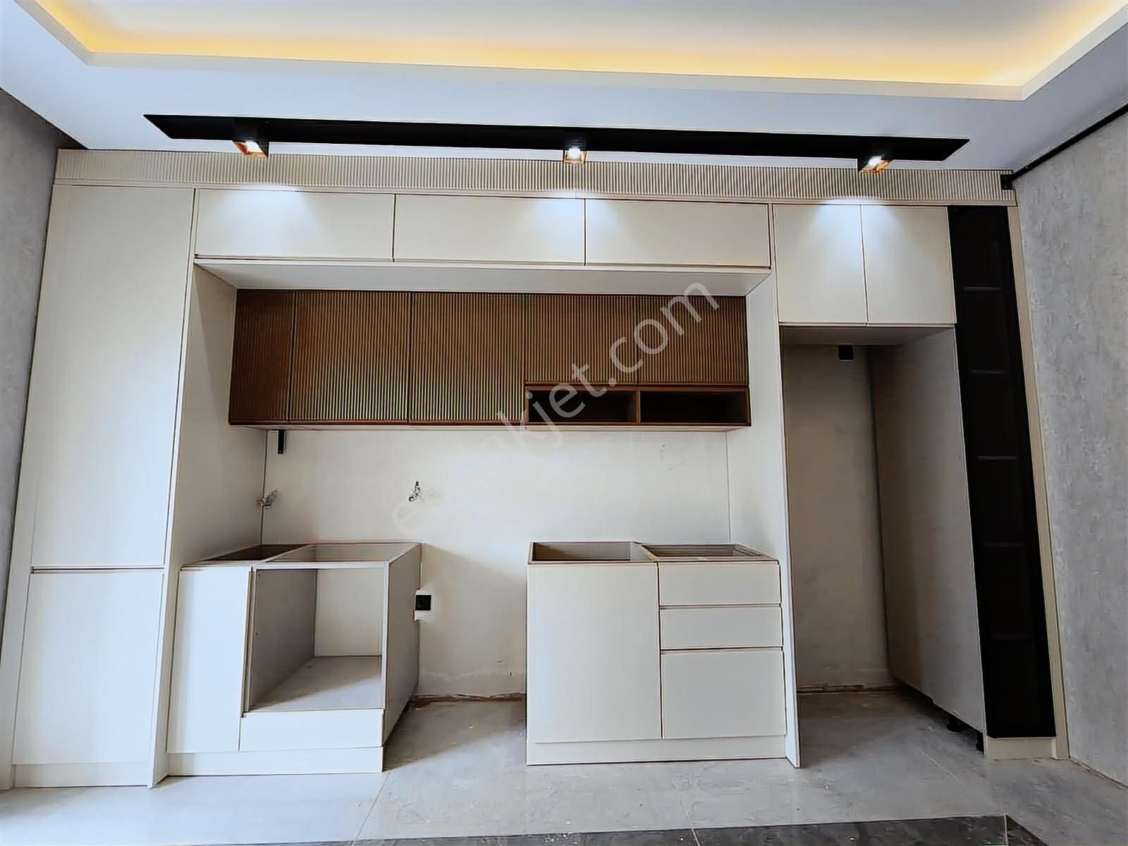 Ulaş Emlaktan Osmanlı Past Yanı 2+1 Lüks Sıfır Daire