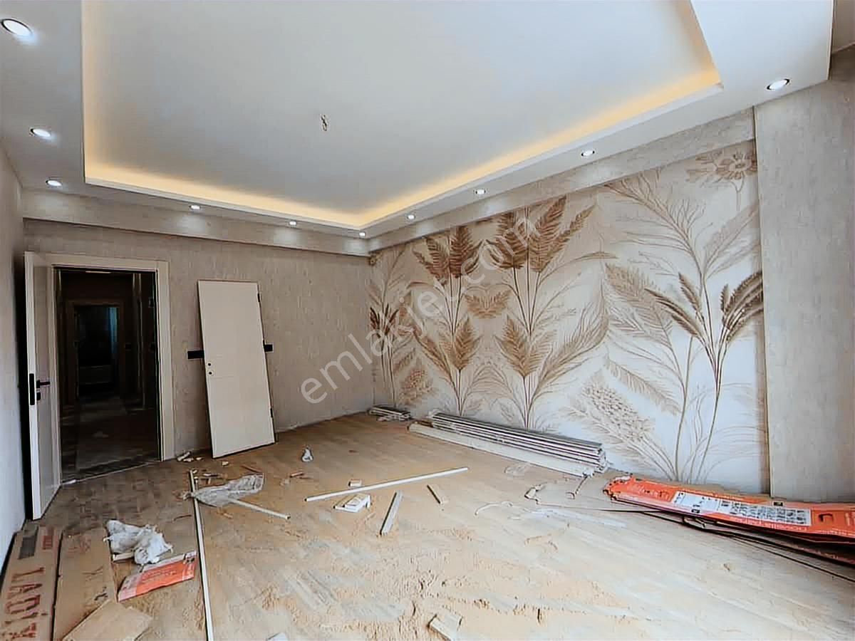 Ulaş Emlaktan Osmanlı Past Yanı 2+1 Lüks Sıfır Daire - Görsel 13