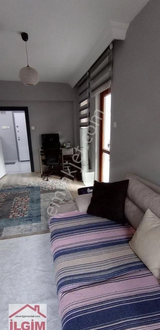 Kızılay Kolej Yakını 3+1 Eşyalı Çok Temiz Asansörlü Açık Otoparklı Kiralık Konut - Görsel 22