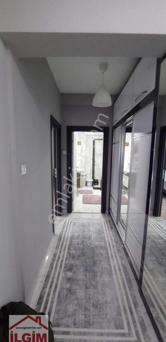 Kızılay Kolej Yakını 3+1 Eşyalı Çok Temiz Asansörlü Açık Otoparklı Kiralık Konut - Görsel 12