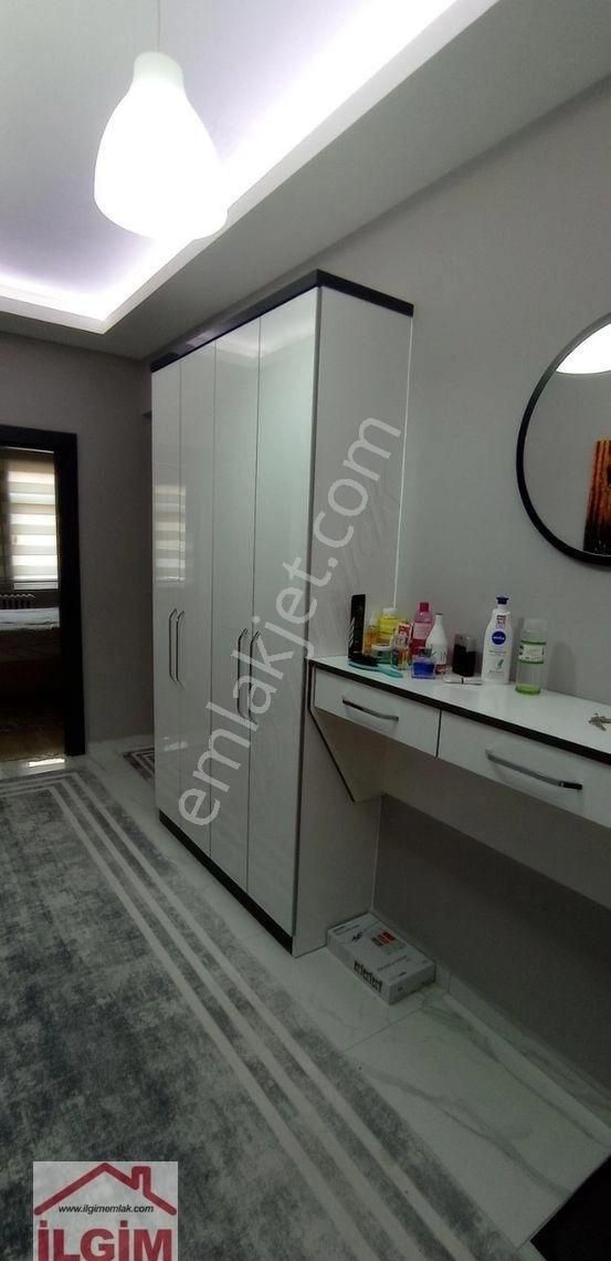 Kızılay Kolej Yakını 3+1 Eşyalı Çok Temiz Asansörlü Açık Otoparklı Kiralık Konut - Görsel 26