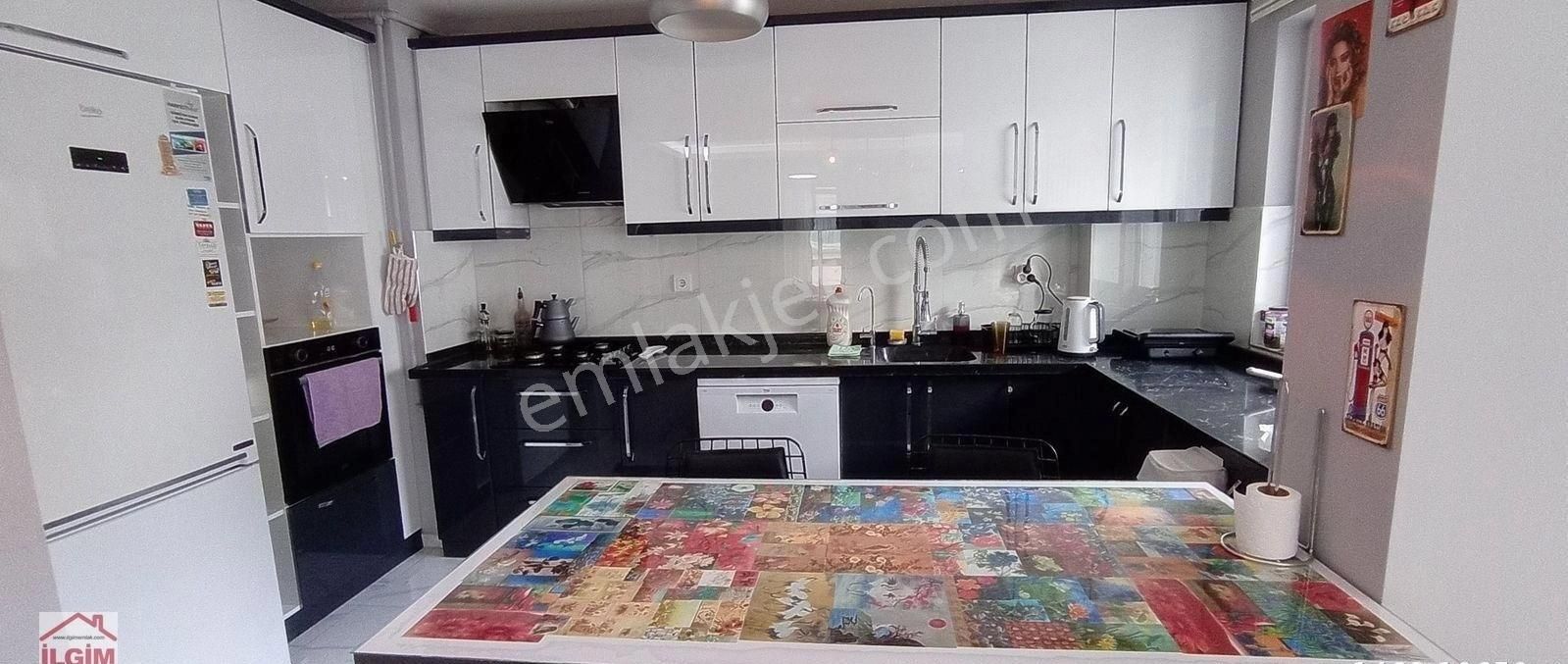 Kızılay Kolej Yakını 3+1 Eşyalı Çok Temiz Asansörlü Açık Otoparklı Kiralık Konut - Görsel 25