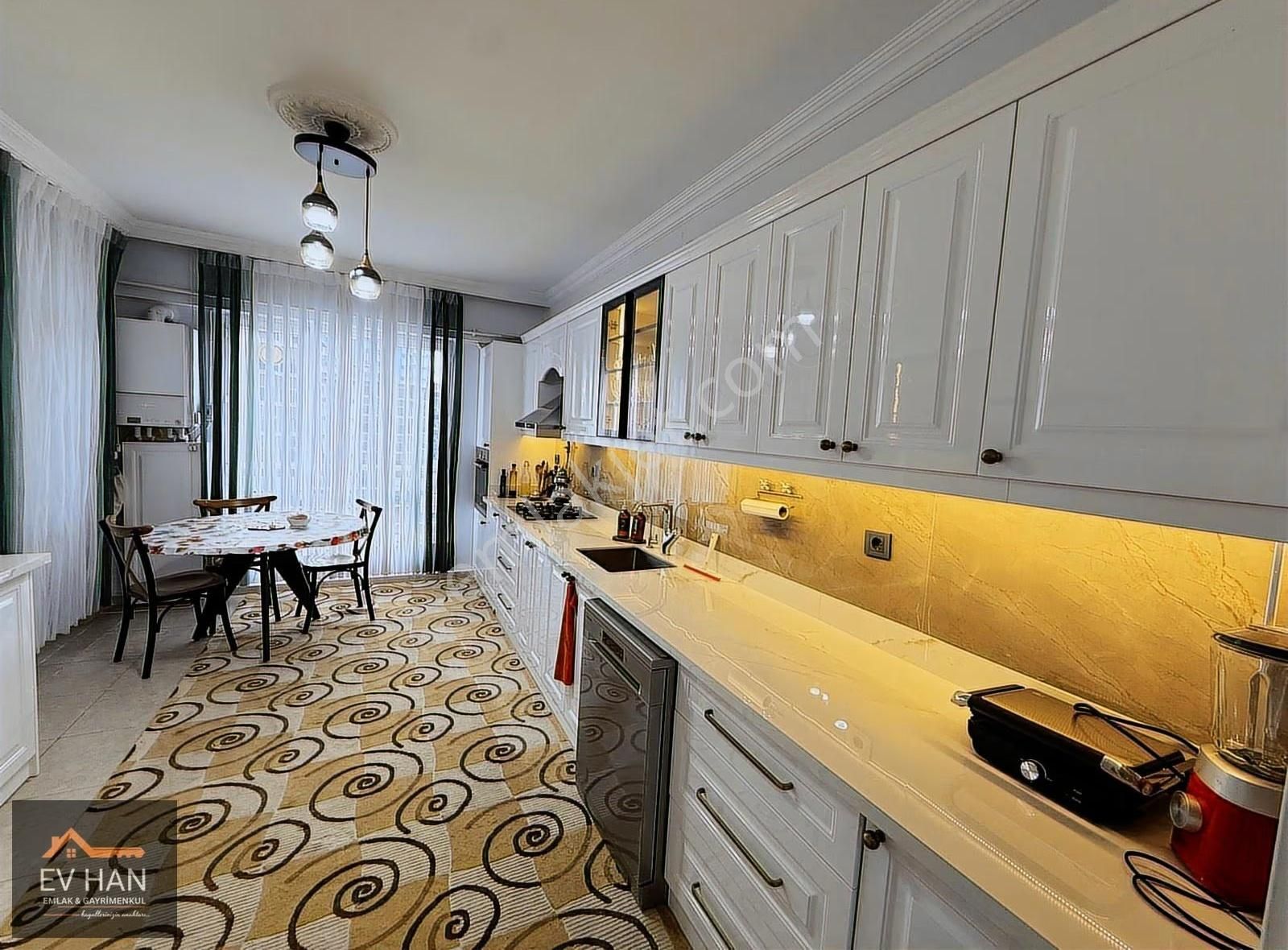 Ev Han Gayrimrnkulden Akkent Merkezde Satılık Bakımlı 3+1 Daire - Görsel 12