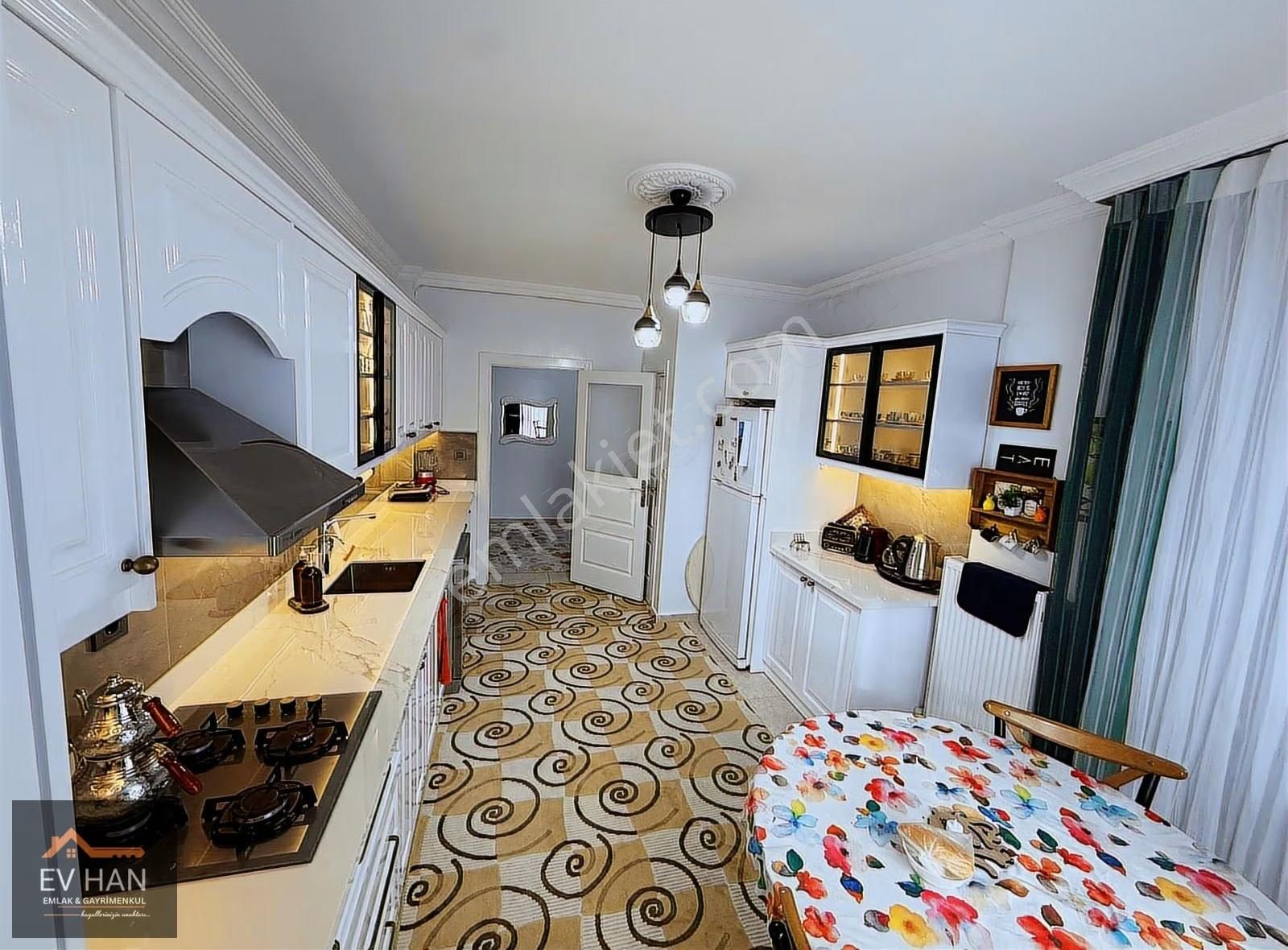 Ev Han Gayrimrnkulden Akkent Merkezde Satılık Bakımlı 3+1 Daire - Görsel 4