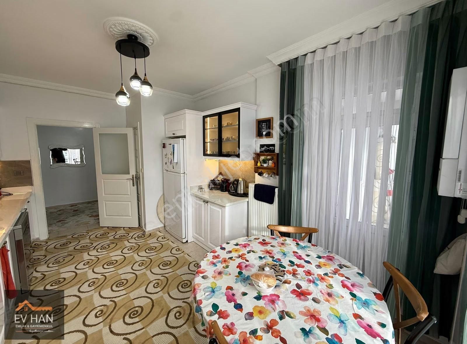 Ev Han Gayrimrnkulden Akkent Merkezde Satılık Bakımlı 3+1 Daire - Görsel 8
