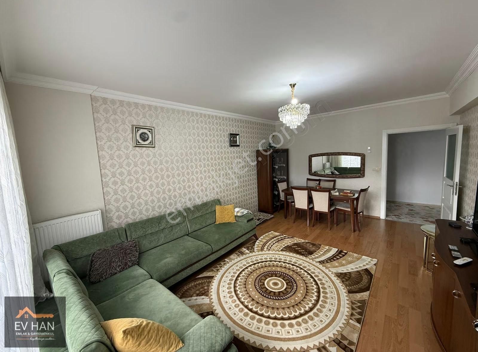 Ev Han Gayrimrnkulden Akkent Merkezde Satılık Bakımlı 3+1 Daire