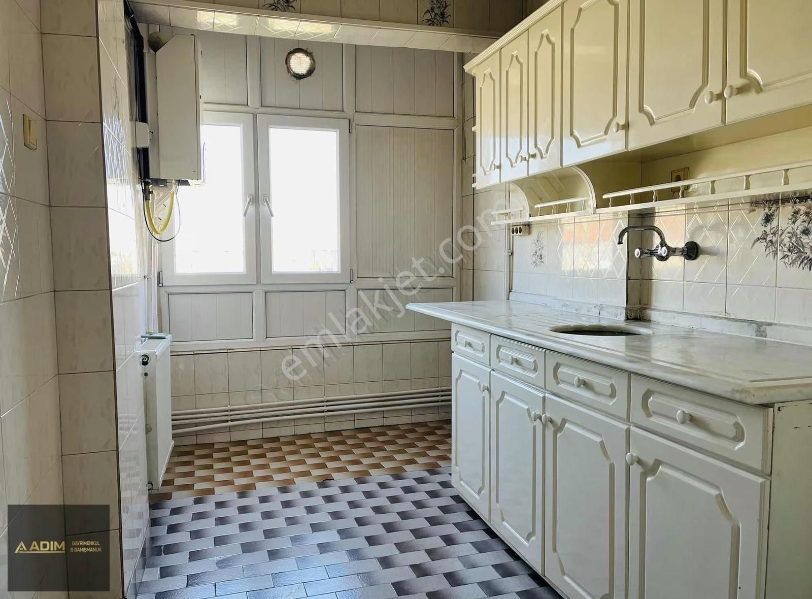 Fevzıçakmakta Cadde Üstü Kiralık Daire - Görsel 2