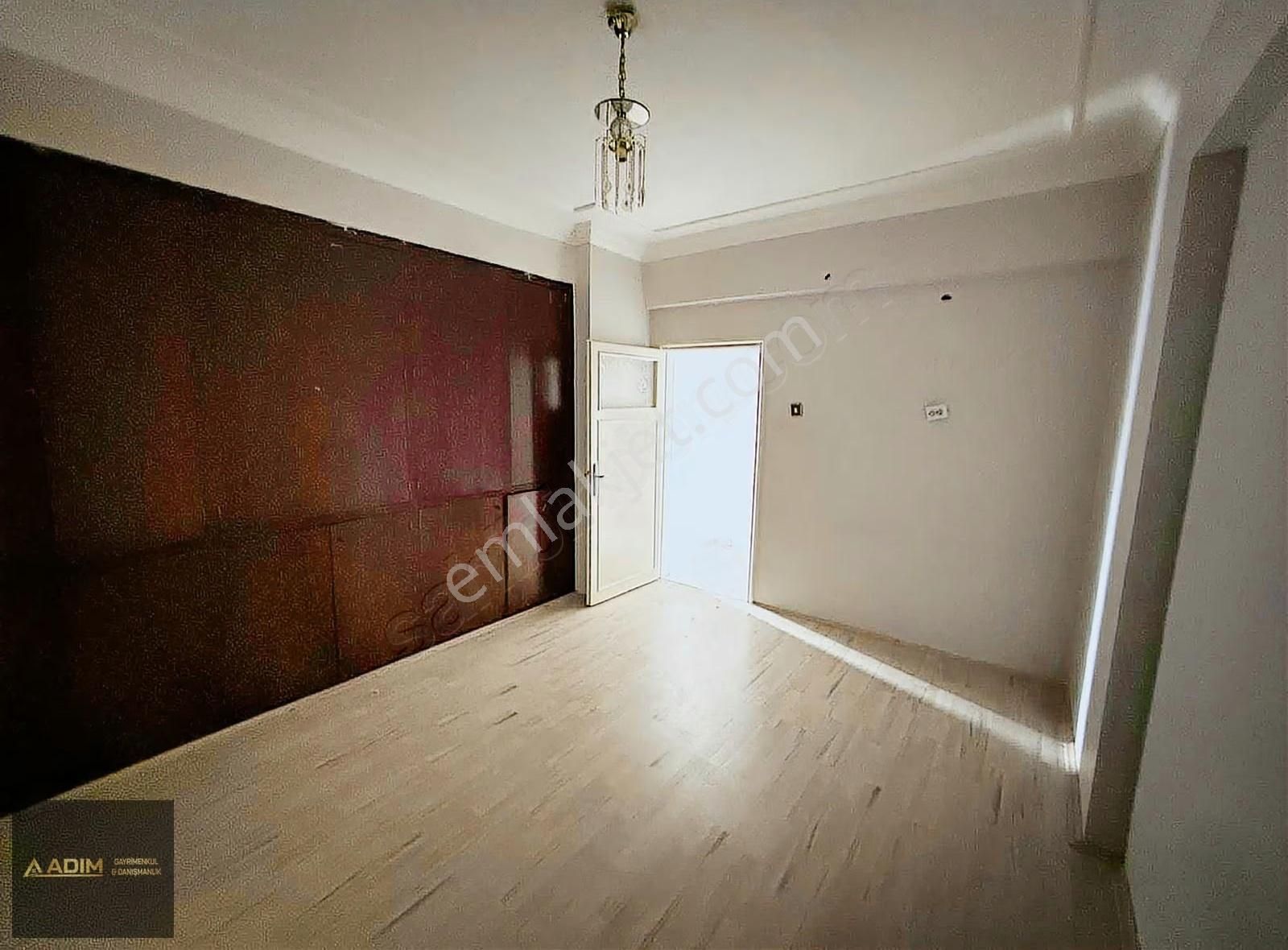 Merkezde Harika Konumda Satılık 4+1 Daire - Görsel 15