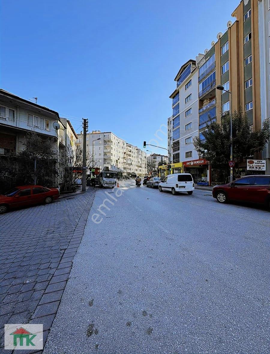 Sırakapılarda B+4 Kat Arsa - Görsel 2