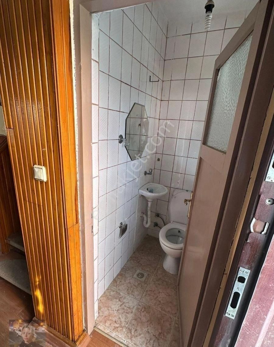 Büşra Gayrimenkulden Cumhuriyet Mah Kiralık Yazlık 3 Katlı 4+1 Doğalgazlı Kombili Bahçeli - Görsel 31