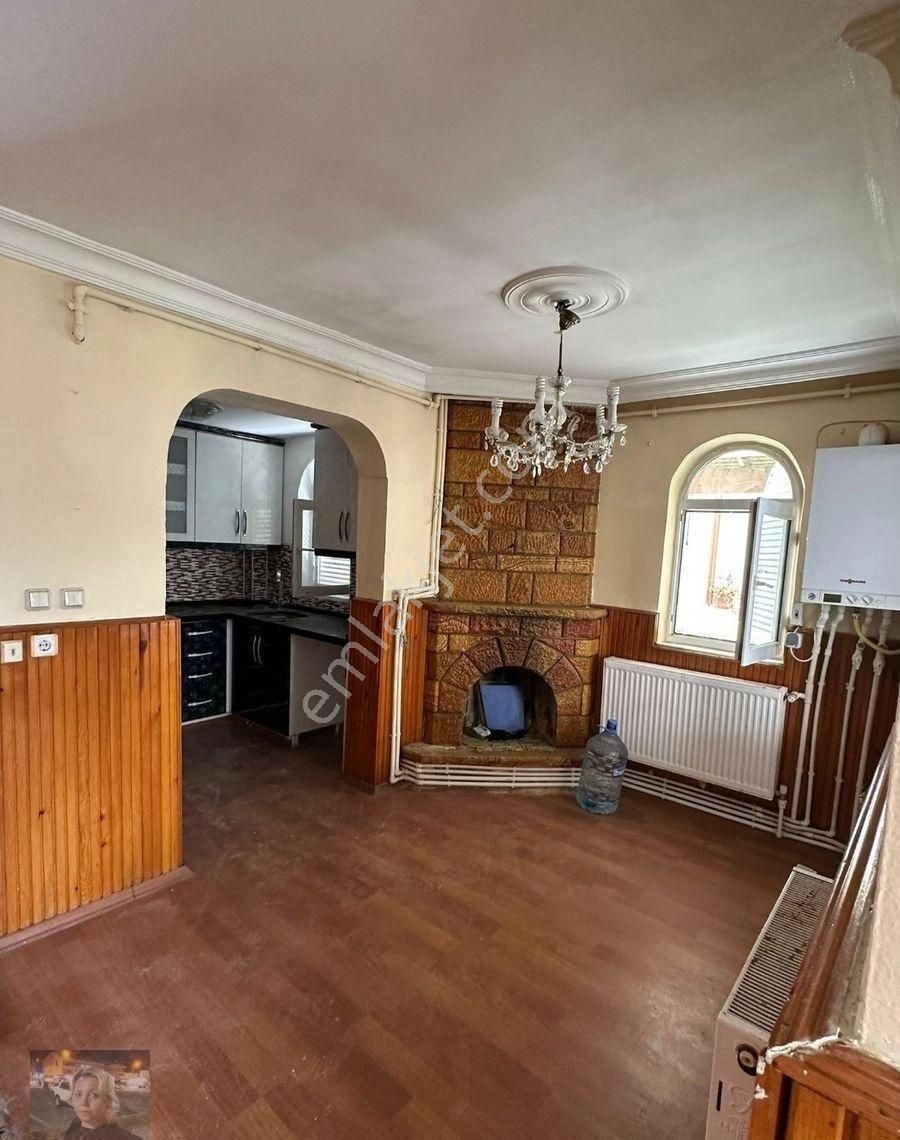 Büşra Gayrimenkulden Cumhuriyet Mah Kiralık Yazlık 3 Katlı 4+1 Doğalgazlı Kombili Bahçeli - Görsel 20