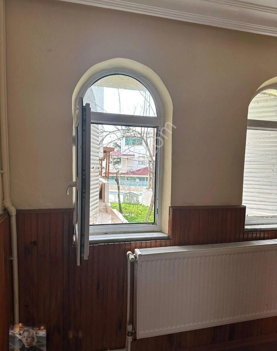 Büşra Gayrimenkulden Cumhuriyet Mah Kiralık Yazlık 3 Katlı 4+1 Doğalgazlı Kombili Bahçeli - Görsel 23
