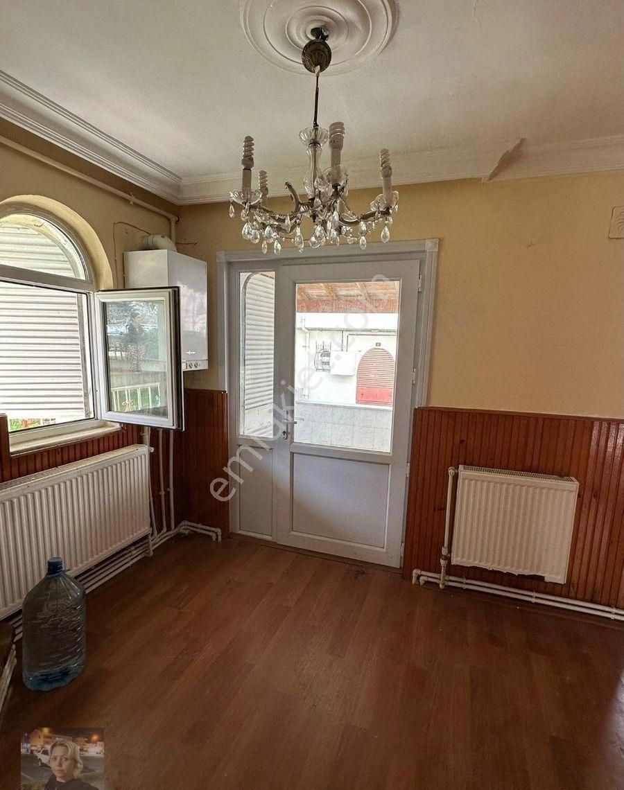 Büşra Gayrimenkulden Cumhuriyet Mah Kiralık Yazlık 3 Katlı 4+1 Doğalgazlı Kombili Bahçeli - Görsel 13
