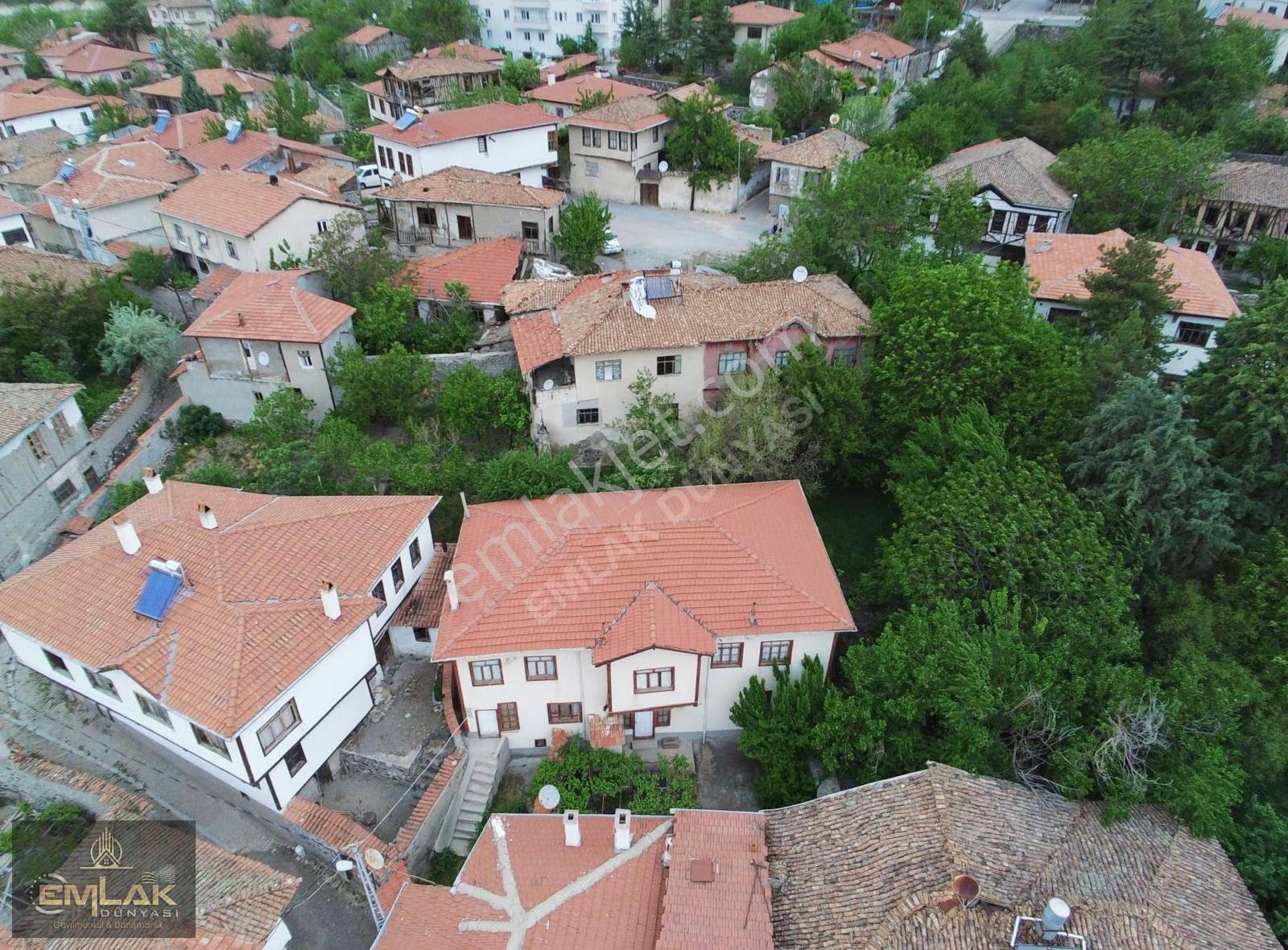 Ayaş Merkez Çarşı İçinde Bahçeli Avlulu Tarihi Konak - Görsel 11